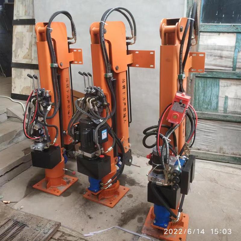 阳曲县重汽蓝牌随车吊 3.2吨 国六动力强 液压驱动 农用自卸起重机